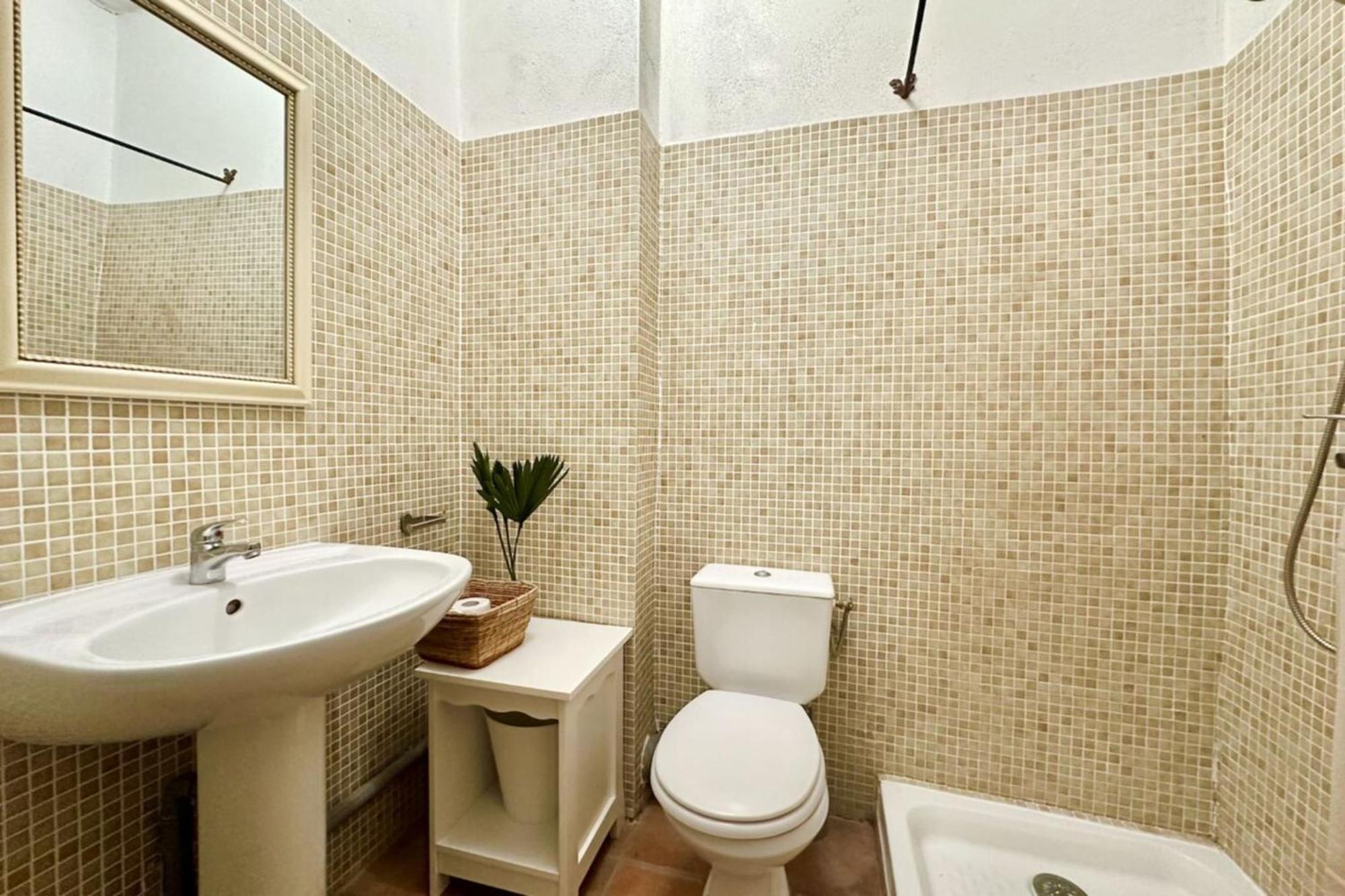 Maison Cosy Lodge 15 P Clim Wifi Cour Garage Montfrin Esterno foto